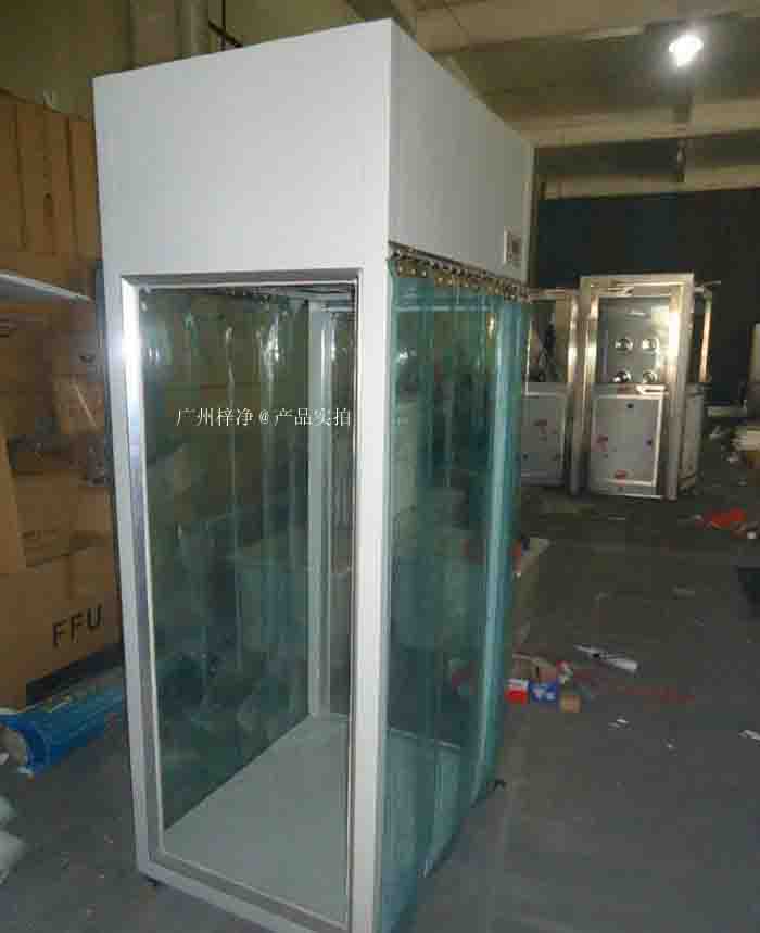 潔凈采樣車工作原理是從室內空氣經過初效過濾器、高效過濾器出風的形式達到高潔凈度 潔凈采樣車工作原理是從室內空氣經過初效過濾器、高效過濾器出風的形式達到高潔凈度