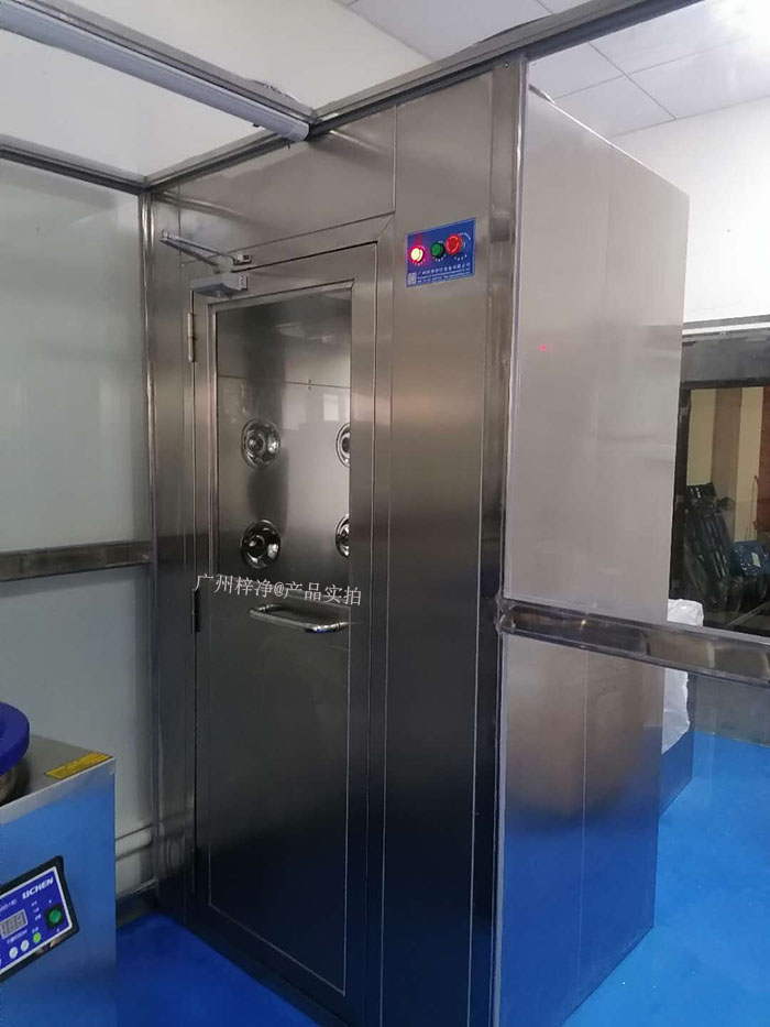 風(fēng)淋室控制器使用壽命的延長(zhǎng)需要從多個(gè)方面進(jìn)行綜合考慮