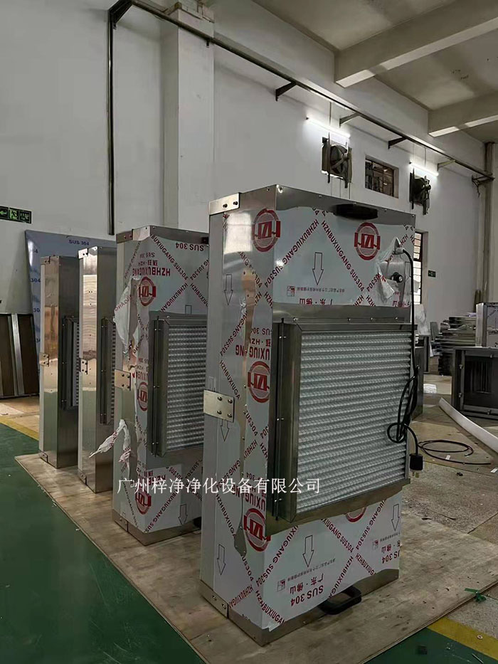 FFU是根據(jù)潔凈車間的面積和潔凈度等級(jí)，合理計(jì)算FFU的數(shù)量，確保每個(gè)區(qū)域都能達(dá)到所需的潔凈度。